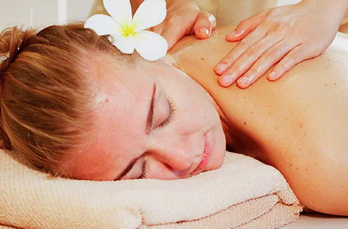 Aromatherapy Candle Massage