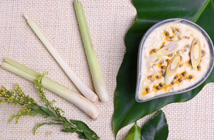Passionfruit & Lemongrass De-stressing Salt Scrub