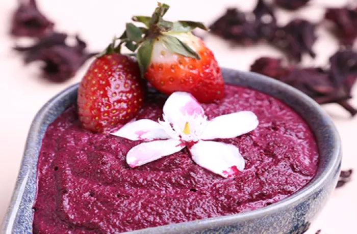 Softening Strawberry & Roselle Body Polish