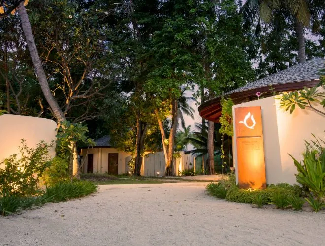 Centara Ras Fushi Resort & Spa Maldives